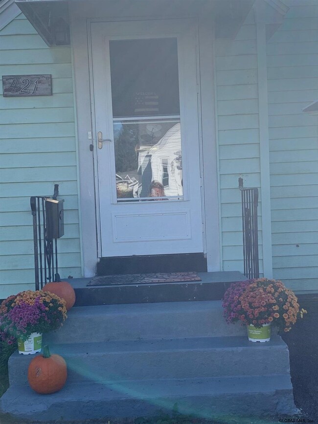 421 Riverside Ave, Schenectady, NY 12302 - photo 3