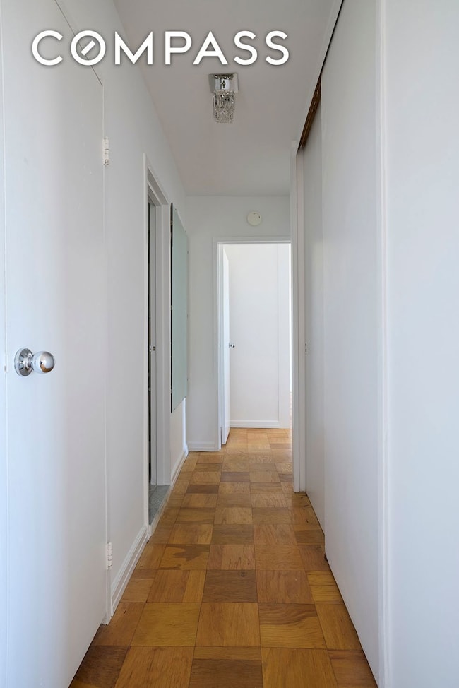 Lincoln Towers unit 27A, New York, NY 10023 - photo 6