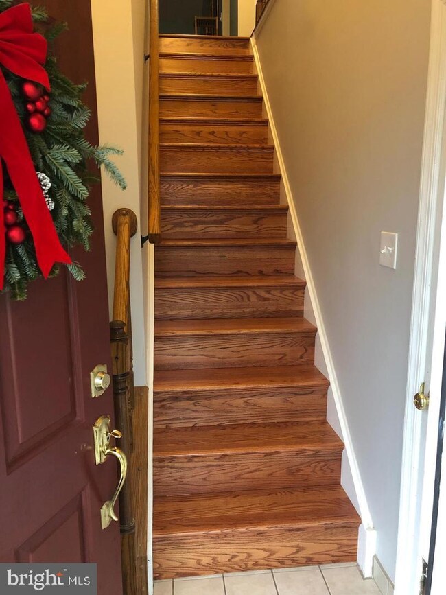 361 Radford Ct unit 361, Glen Mills, PA 19342 - photo 2