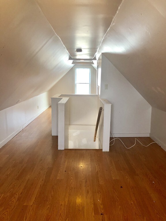 27 Astor St unit 2, Lynn, MA 01905 - photo 7