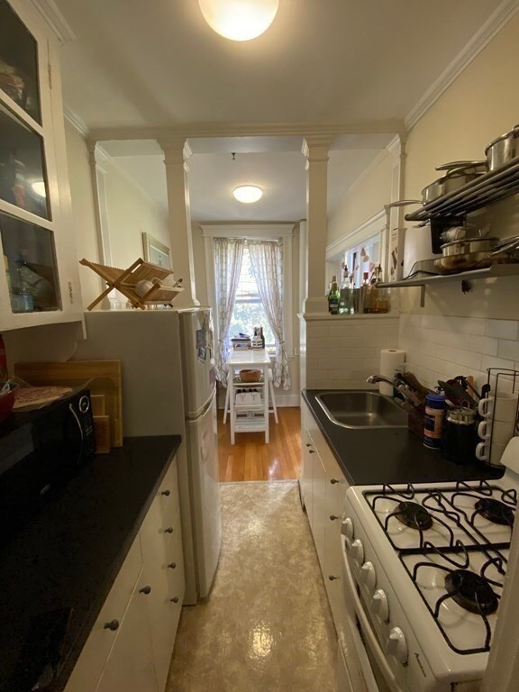 120 Riverway unit 5, Boston, MA 02215 - photo 7