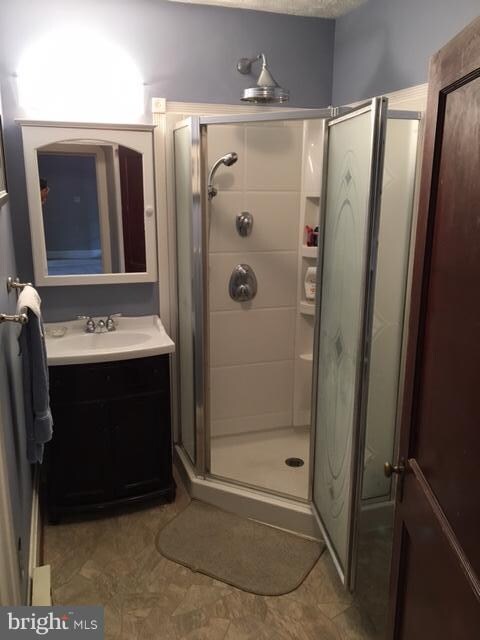 7423 Bay Front Rd, Baltimore, MD 21219 - photo 5