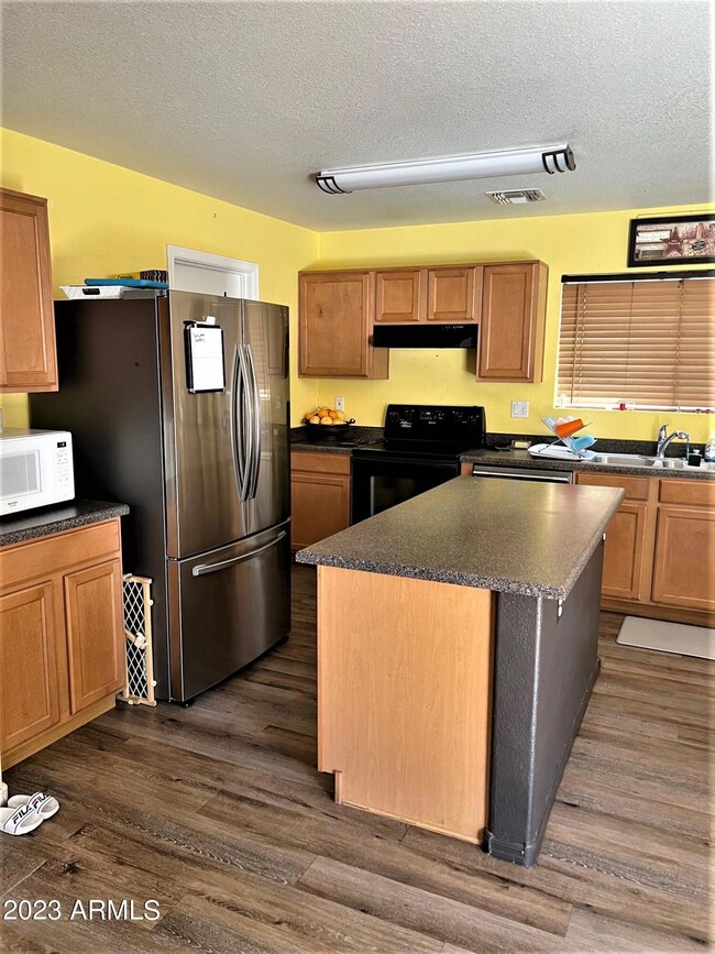 1347 S Mosley Ct unit III, Chandler, AZ 85286 - photo 5