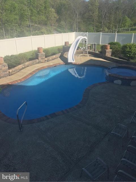 99 Stratus Dr, Kearneysville, WV 25430 - photo 2