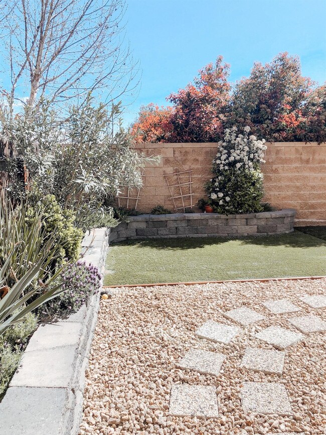 3233 Monviso Ln, Clovis, CA 93619 - photo 4