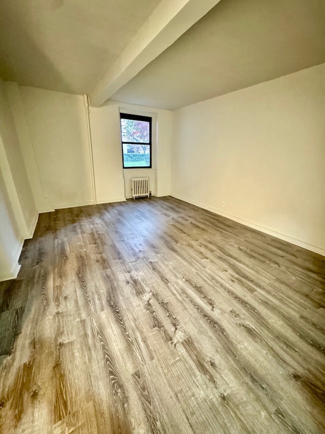 625 Gramatan Ave unit GRU, Mount Vernon, NY 10552 - photo 2