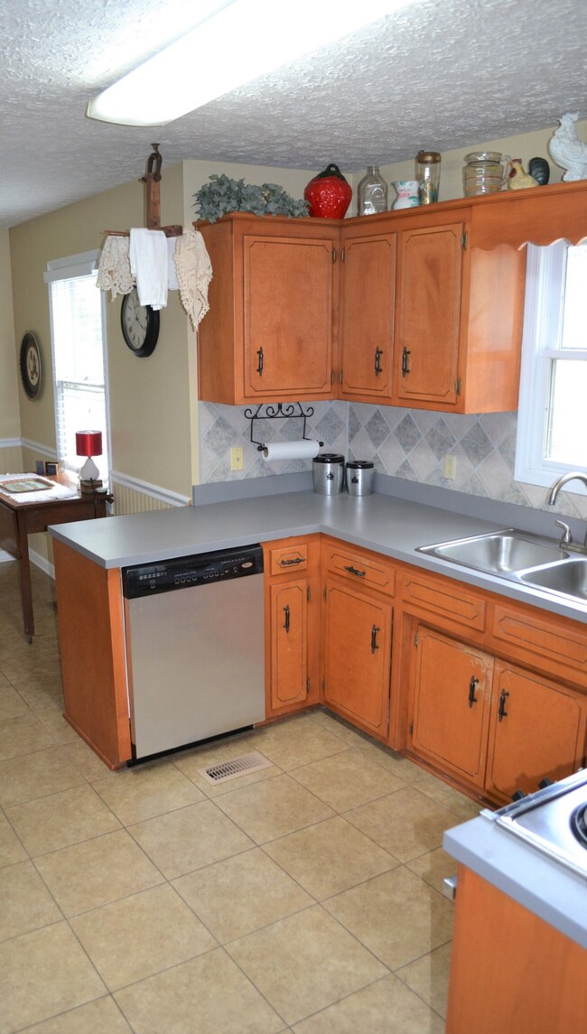 67 Mortons Lake Rd, Manchester, TN 37355 - photo 6