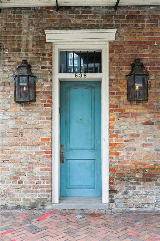 Experience the allure of historic New Orleans