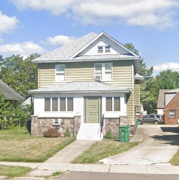 471 Capital Ave NE