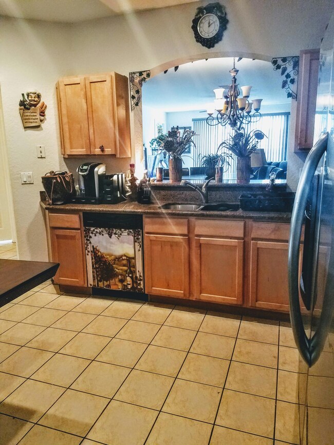 2011 Oakhurst Way, Riviera Beach, FL 33404 - photo 6