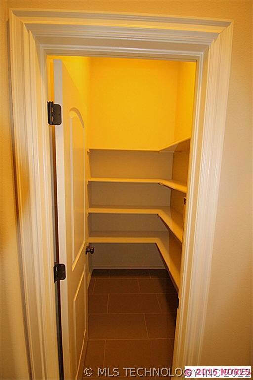 Large Walk-in Pantry