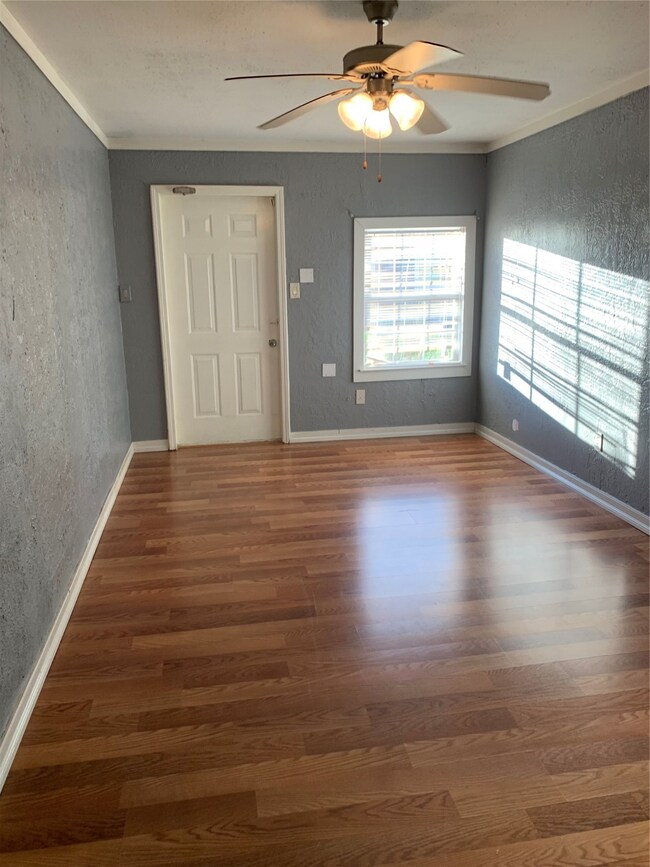 11375 Allwood St unit C, Houston, TX 77093 - photo 5