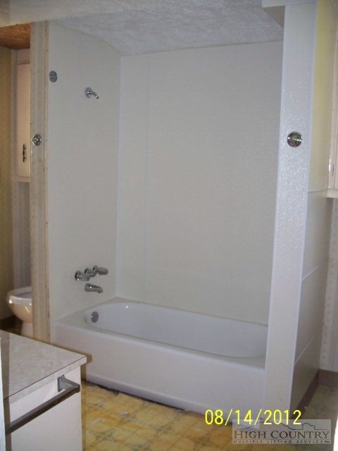 3628 Us Highway 221 S, Blowing Rock, NC 28605 - photo 6