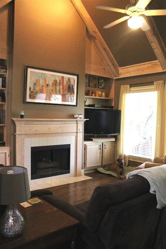 Stunning living area. vaulted ceilings, fireplace,