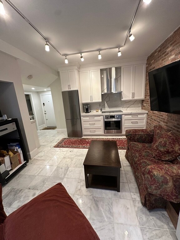 107 Jersey St unit 20A, Boston, MA 02215 - photo 3