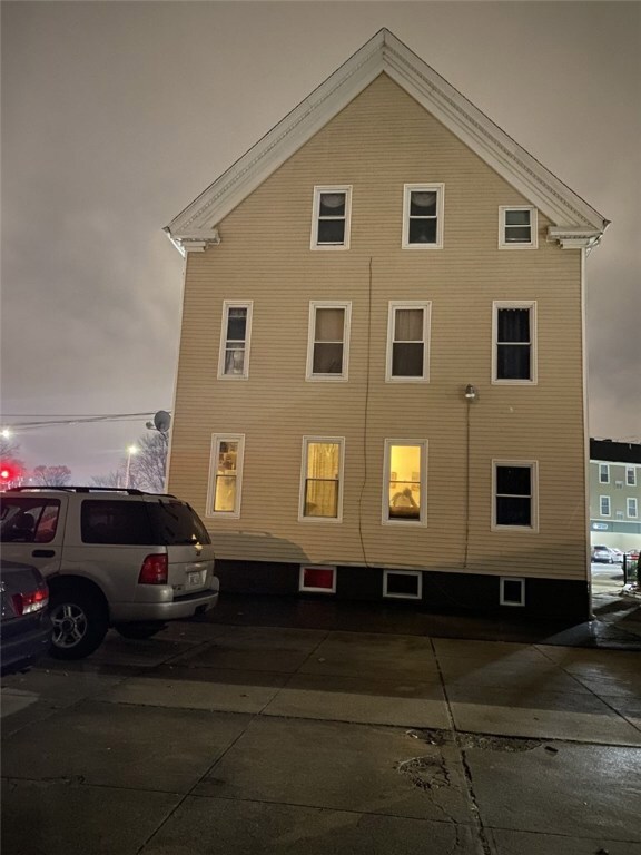 478 Friendship St, Providence, RI 02907 - photo 4