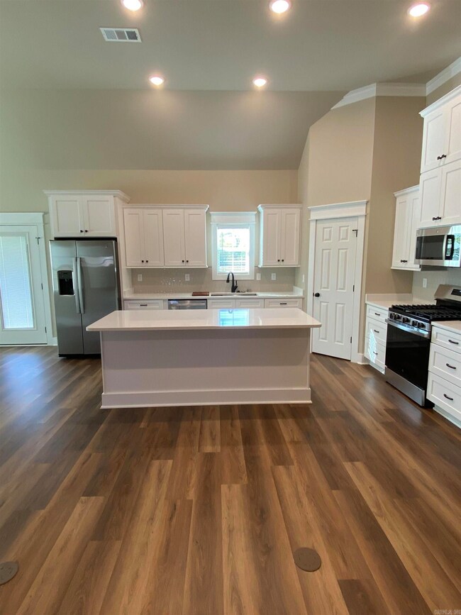 963 Cypress Pointe Ln, Jonesboro, AR 72401 - photo 4