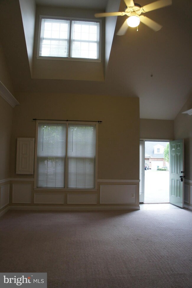 11104 Jade Ct, Hagerstown, MD 21742 - photo 2