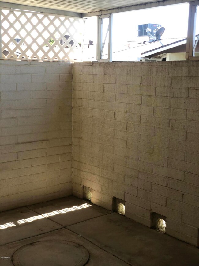 13610 N 111th Ave unit 5, Sun City, AZ 85351 - photo 7