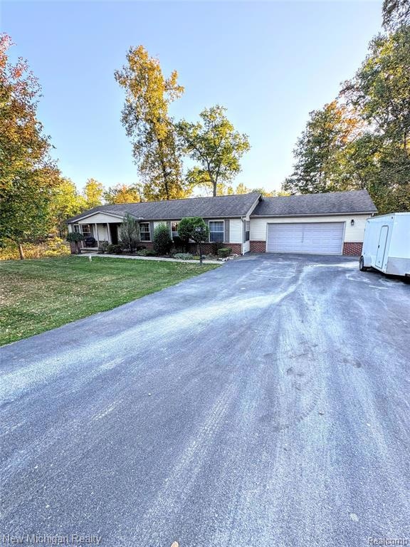 11197 Bigelow Rd, Davisburg, MI 48350 - photo 4