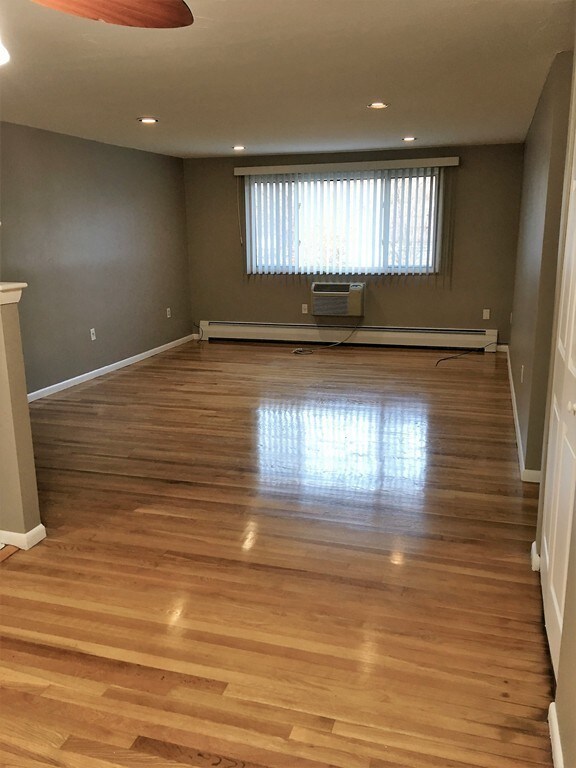 4 Albert Dr unit 12, Woburn, MA 01801 - photo 5