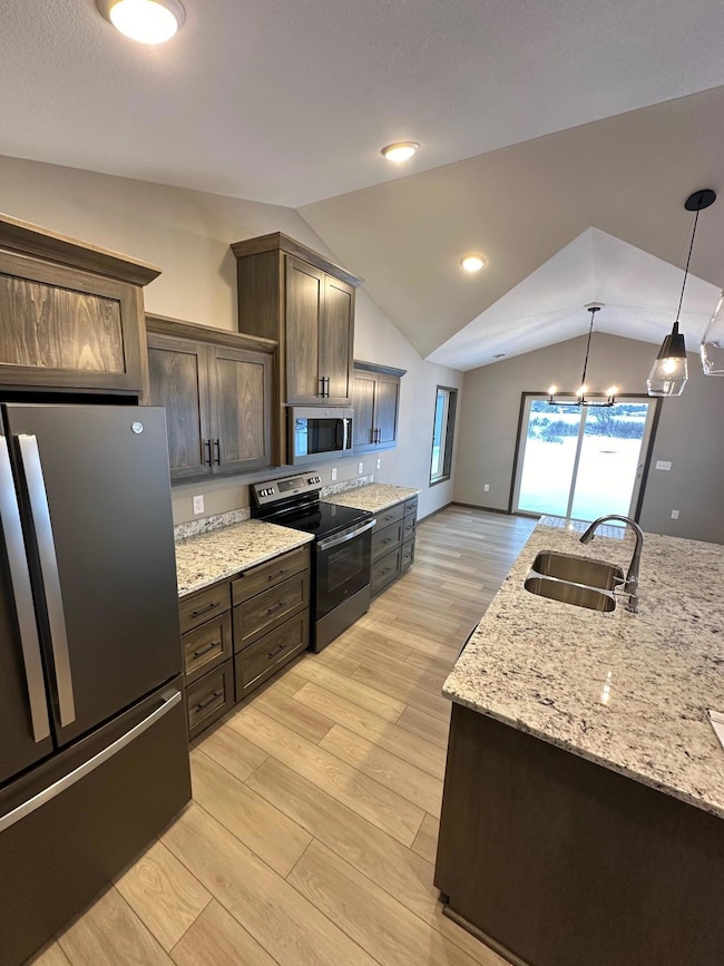 1917 68th Ave N, St. Cloud, MN 56303 - photo 7