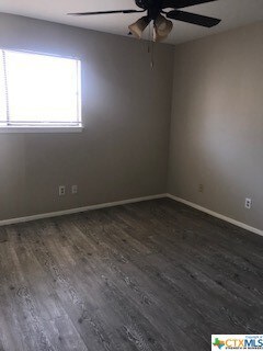 610 Bracewood Cir, San Marcos, TX 78666 - photo 6