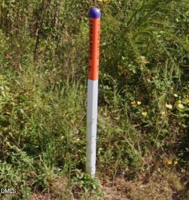 Fiber Optic Cable in shoulder of Hamlin