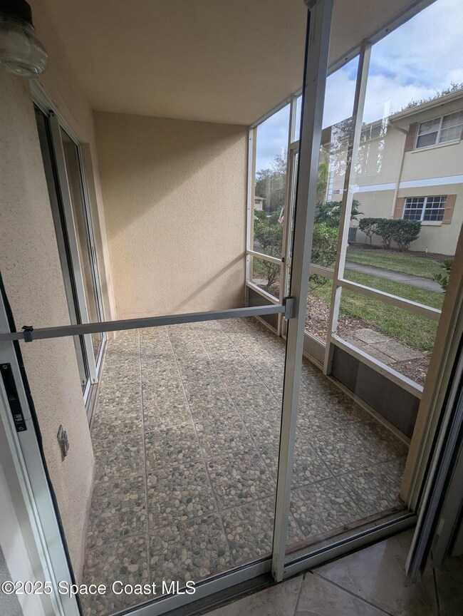 1609 Sunny Brook Ln NE unit E104, Palm Bay, FL 32905 - photo 7