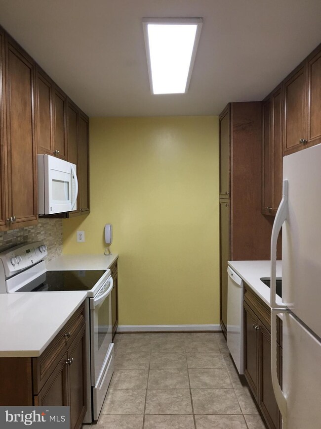 3114 Farnborough Ct, Silver Spring, MD 20906 - photo 4