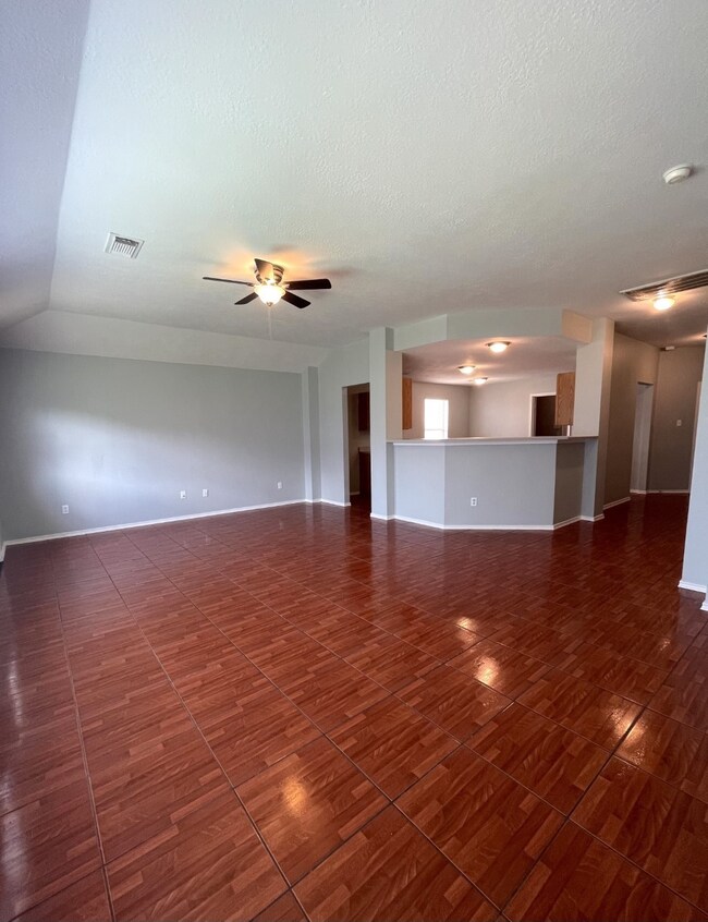 6023 Cascadera Dr, Houston, TX 77086 - photo 6