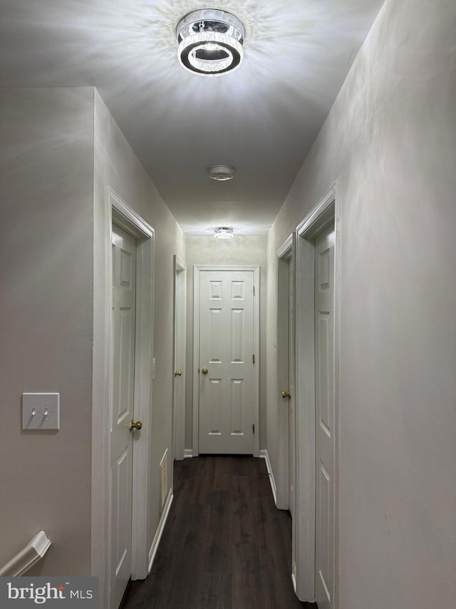 8313 Duck Hawk Way unit 71, Lorton, VA 22079 - photo 6