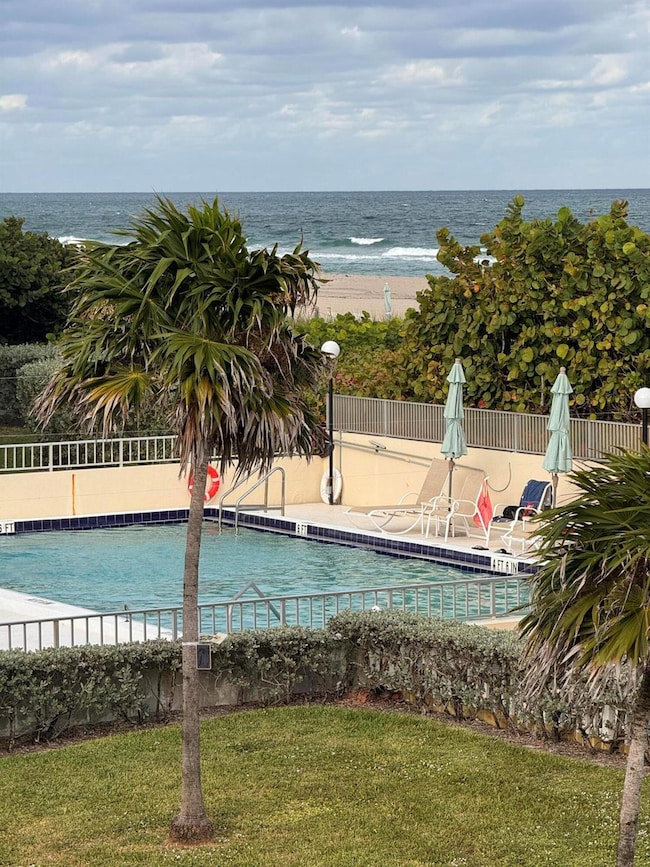 2565 S Blvd unit 2060, Palm Beach, FL 33480 - photo 4