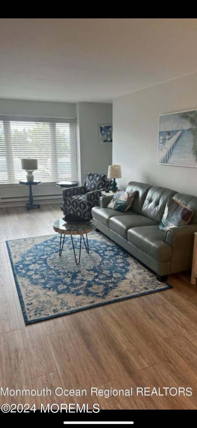 Yacht Harbor unit B17 annual, Sea Bright, NJ 07760 - photo 3