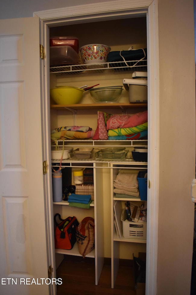 5202 Millet Ln, Knoxville, TN 37918 - photo 6