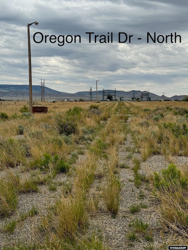 13 Oregon Trail, Rawlins, WY 82310 - photo 2
