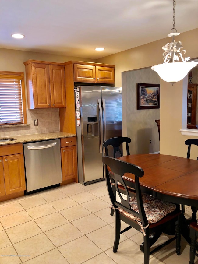 96 Jeanette Ave, Staten Island, NY 10312 - photo 5