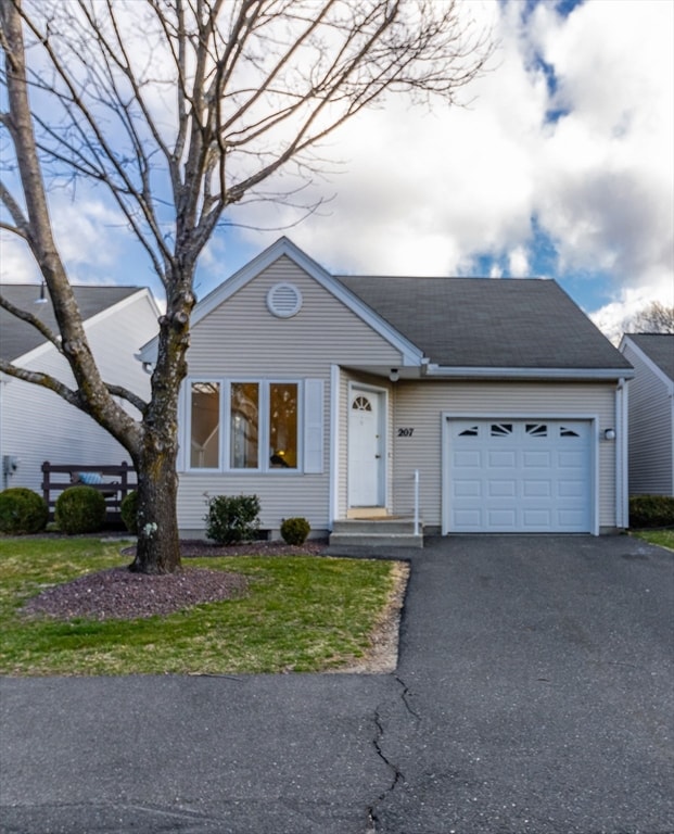 207 Alvord Place, South Hadley, MA 01075 - photo 2