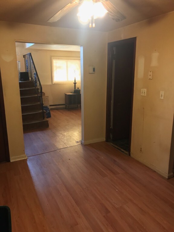 144 Thissell Ave unit 4, Dracut, MA 01826 - photo 4