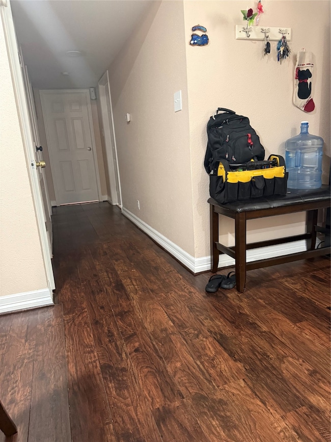 12500 Sandpiper Dr unit 204, Houston, TX 77035 - photo 2