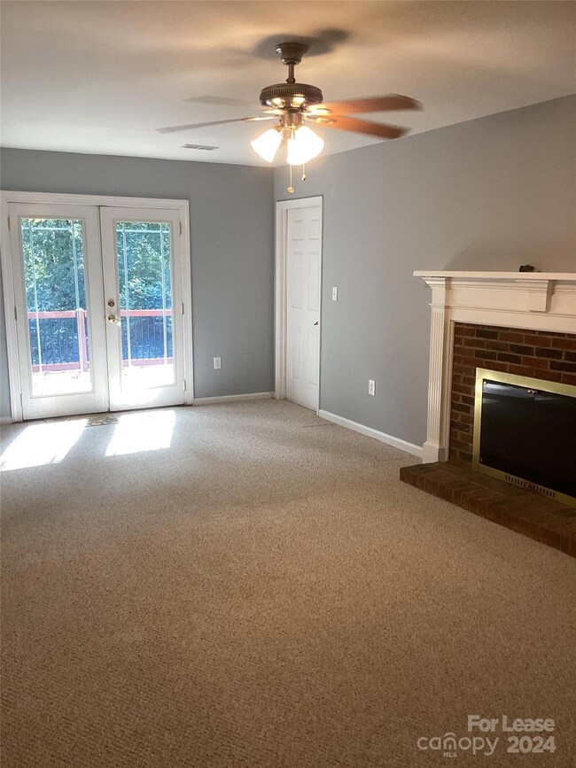 12405 Angel Oak Dr, Huntersville, NC 28078 - photo 3