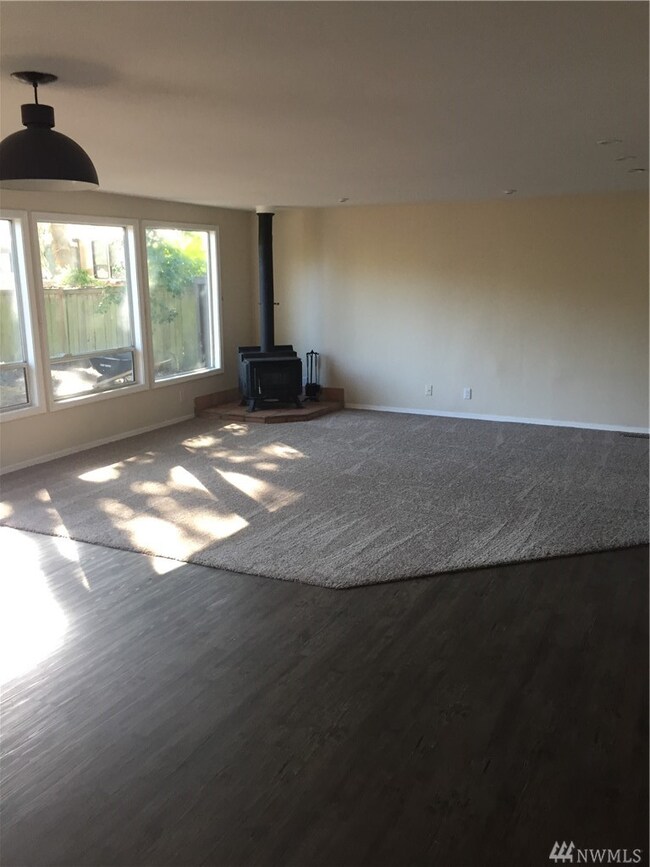 7308 46th St W, University Place, WA 98466 - photo 6