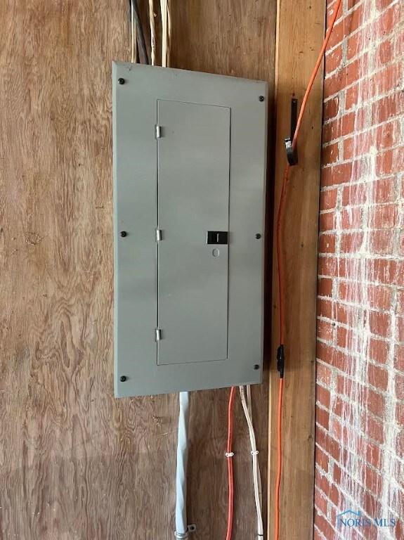 1707 Washington Ave, Findlay, OH 45840 - photo 6