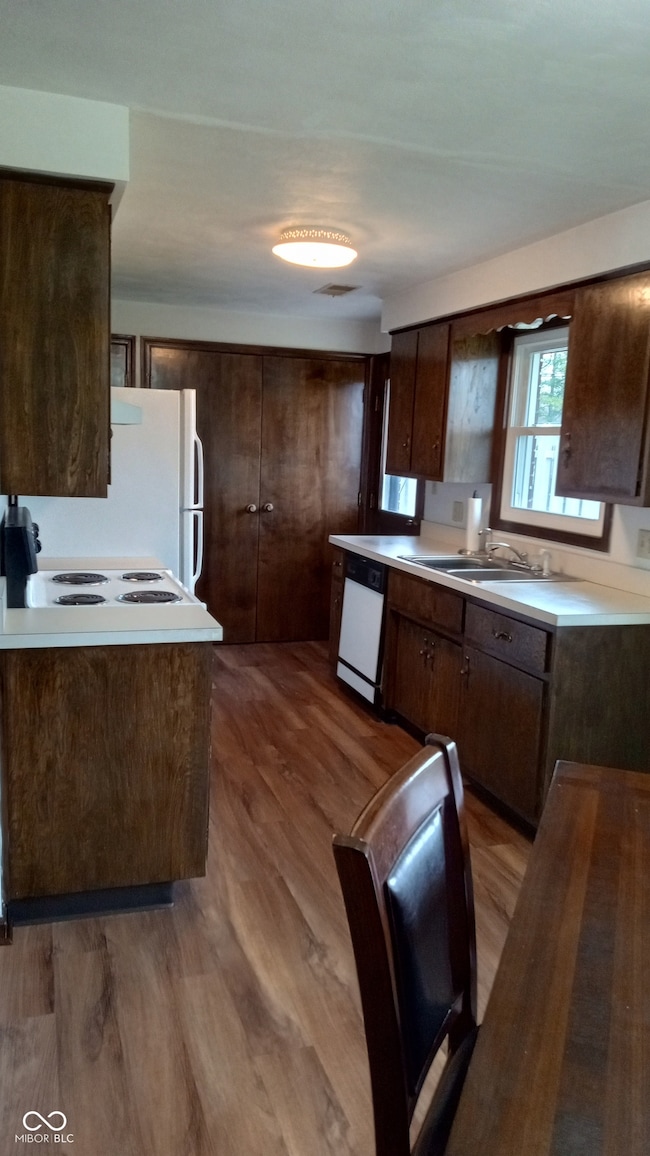 2033 Alhambra Ct unit B, Anderson, IN 46013 - photo 4