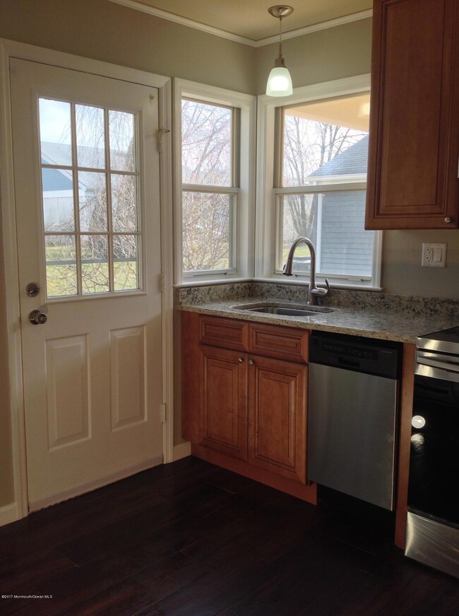 Bright Kitchen