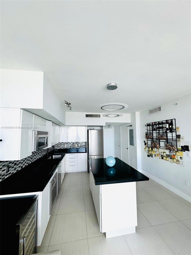 Mint at Riverfront unit 3608, Miami, FL 33130 - photo 5