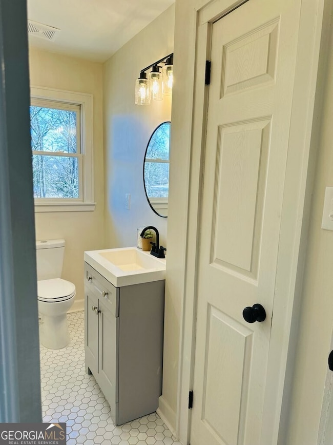 6365 Susan Dr SW, Mableton, GA 30126 - photo 4