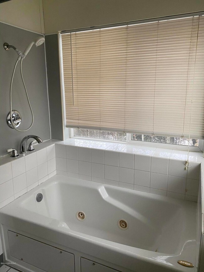 1461 S Down Wind Cir unit 6, Wasilla, AK 99654 - photo 6