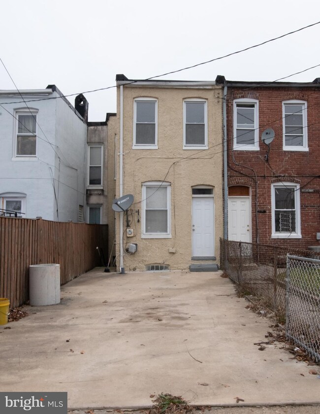 2307 W Lexington St, Baltimore, MD 21223 - photo 2