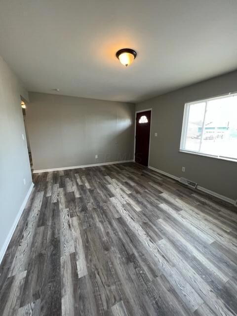 2563 Spaatz Ave, Columbus, OH 43204 - photo 4